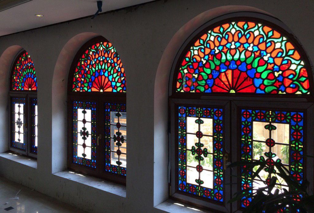 معرفی انواع پنجره مناسب ساختمان ها و بررسی مشخصات آن