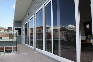 چند مورد از معایت پنجره های قدیمی آلومینیومی