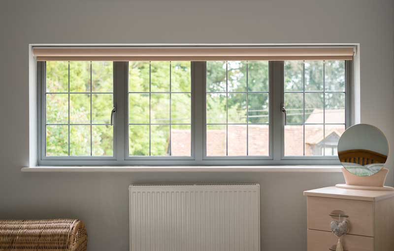 پنجره دوجداره فرانسوی یا دو لنگه بازشو